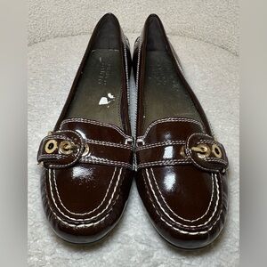 Franco‎ Sarto brown patent leather loafer slip-ons gold decorative buckle 9